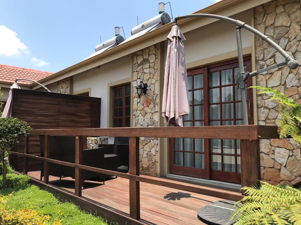 Classique Grace Boutique Hotel Sandton Exterior foto
